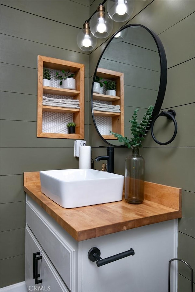 bathroom featuring vanity