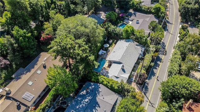 drone / aerial view featuring a residential view