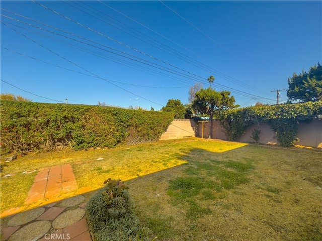 view of yard with fence