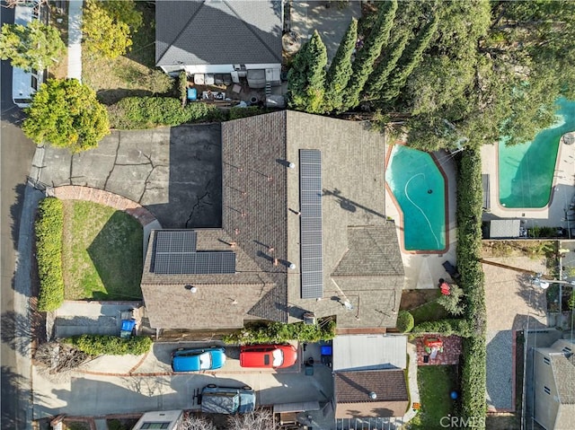 3104 Altura Ave, La Crescenta, CA 91214 - drone / aerial view of a pool