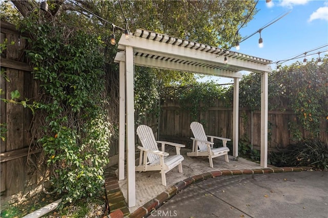 3104 Altura Ave, La Crescenta, CA 91214 - view of patio with a pergola