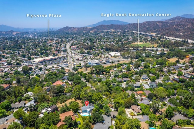 bird's eye view featuring a mountain view