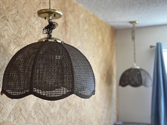 details featuring a textured ceiling