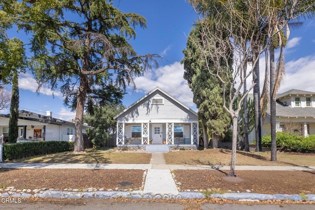 view of front of house with covered porch