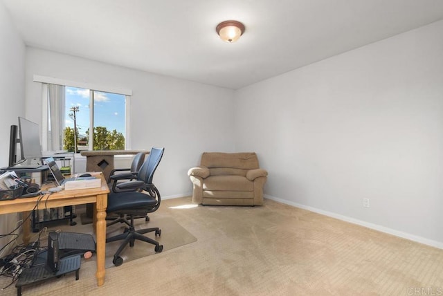 office area with carpet floors and baseboards