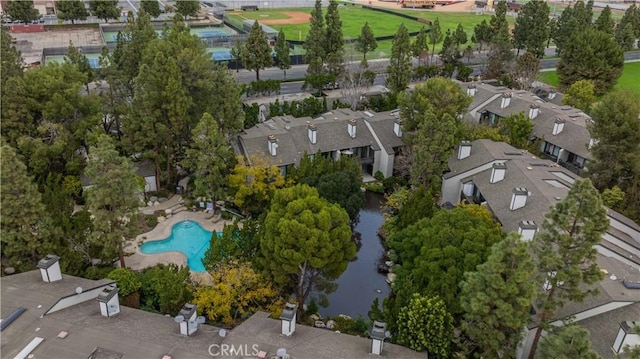 drone / aerial view featuring a residential view