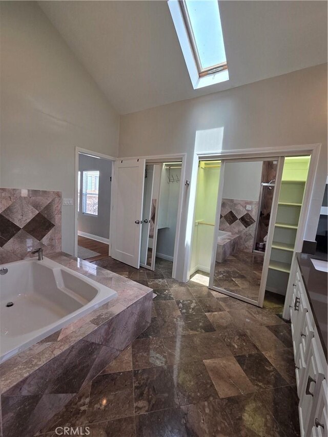 5516 S Rimpau Blvd, Los Angeles, CA 90043 - photo 20