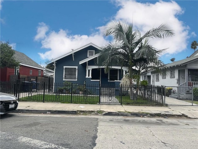 view of front facade with a fenced front yard