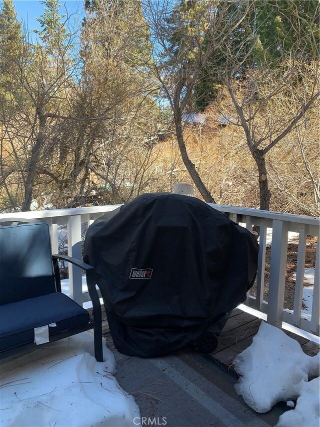 33492 Wild Rose Dr, Green Valley Lake, CA 92341 - wooden deck featuring grilling area