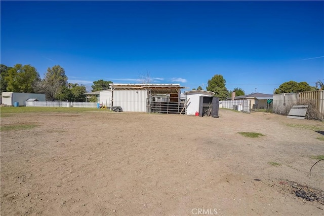 exterior space featuring an outbuilding