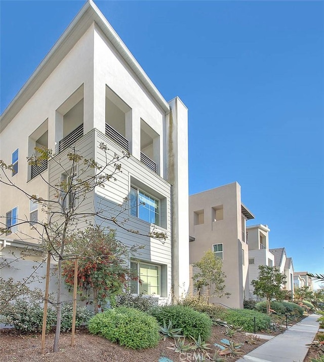 114 Source, Irvine, CA 92618 - view of building exterior