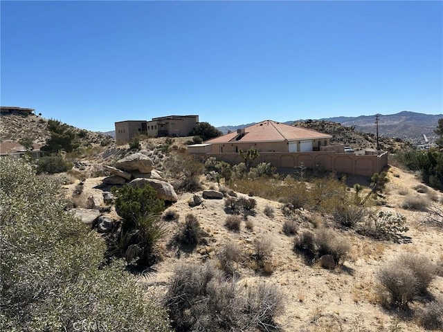 Listing photo 2 for 2 Buena Suerte Rd, Yucca Valley CA 92284