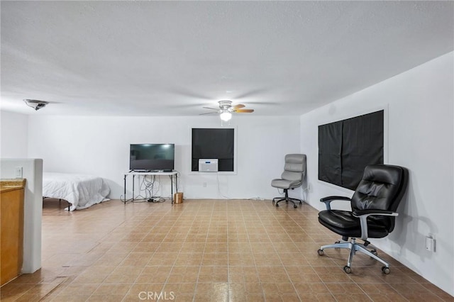 bedroom with a ceiling fan