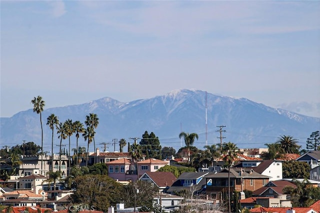 property view of mountains with a residential view