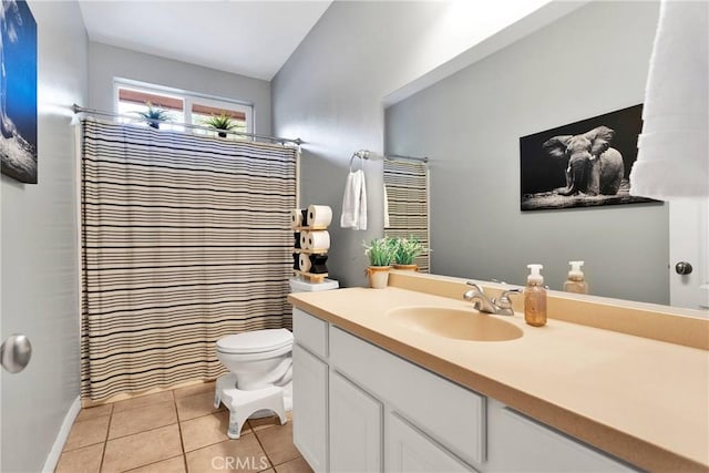 full bath featuring tile patterned flooring, a shower with curtain, vanity, and toilet