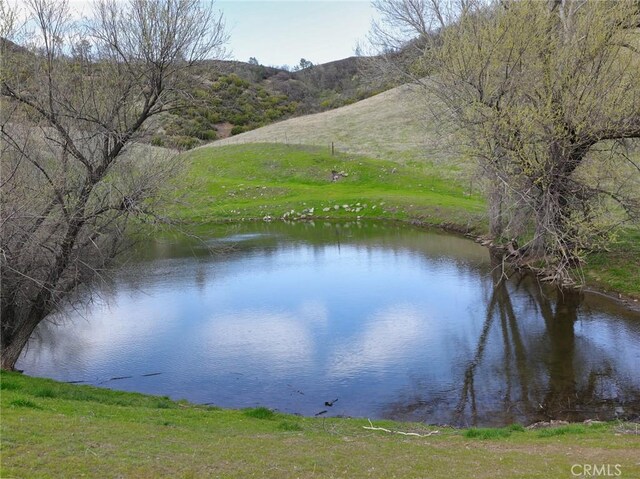 view of water feature