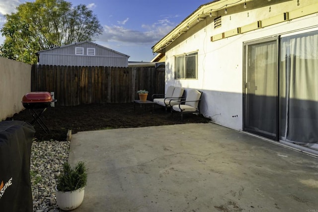 view of patio featuring a fenced backyard