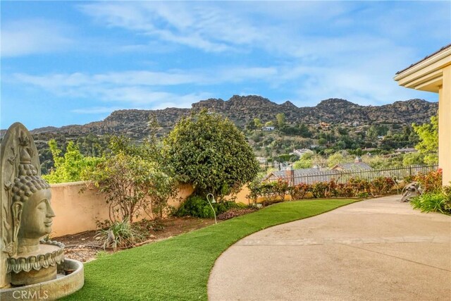 22537 N Summit Ridge Cir, Chatsworth, CA 91311 - mountain view