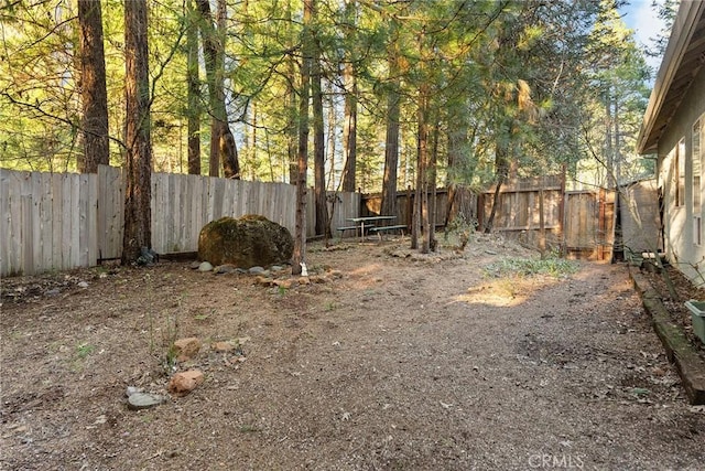 6356 Hidden Lake Ln, Magalia, CA 95954 - view of yard featuring a fenced backyard