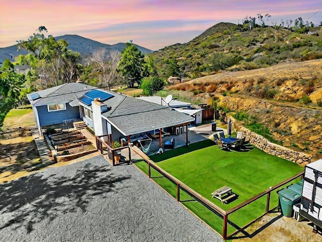 bird's eye view featuring a mountain view