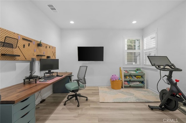 office area with visible vents, recessed lighting, light wood-style flooring, and baseboards
