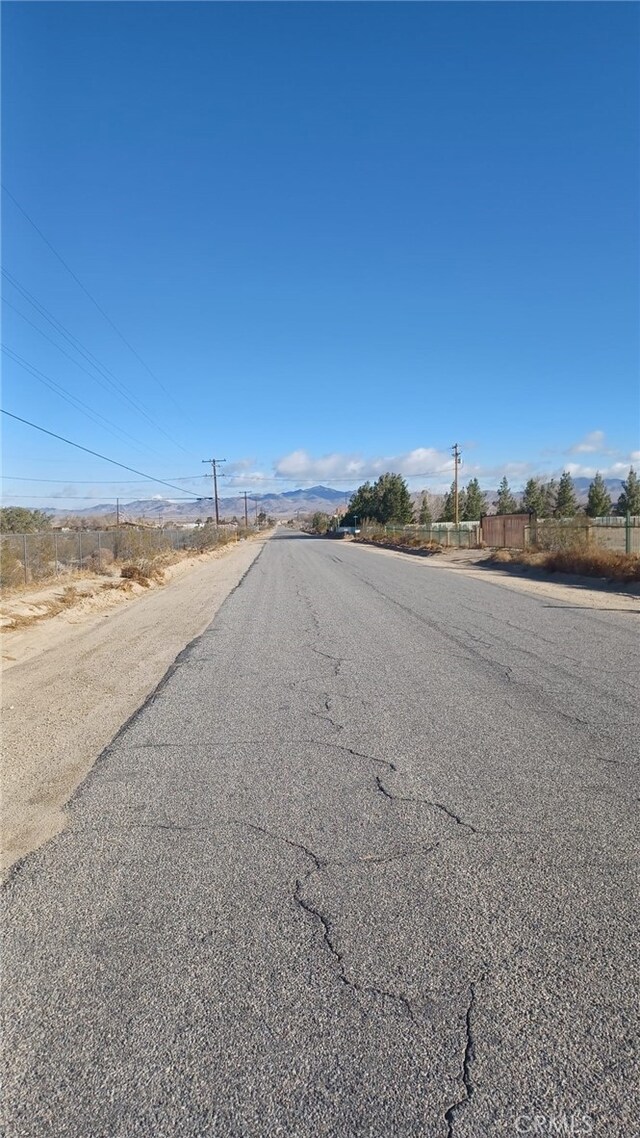 10650 Post Office Rd, Lucerne Valley, CA 92356 - photo 16
