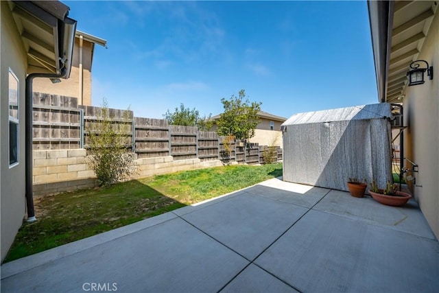 view of patio with a fenced backyard