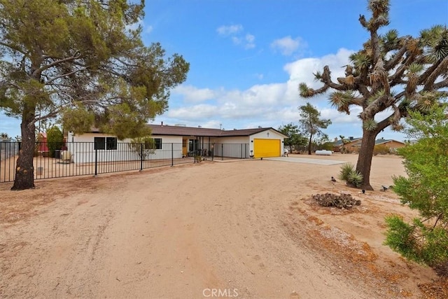 58676 Sunflower Dr, Yucca Valley, CA 92284 - view of front of house with driveway