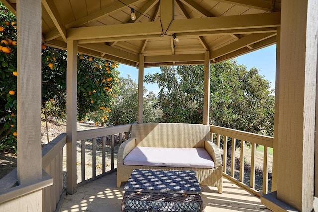 41850 Via Del Gavilan, Fallbrook, CA 92028 - deck featuring a gazebo