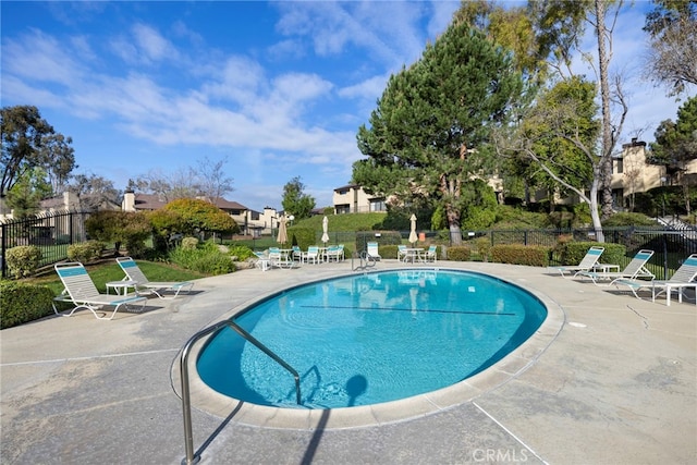 3635 Sierra Cir Unit 22, West Covina, CA 91792 - pool with a patio area and fence