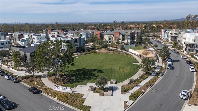 bird's eye view with a residential view