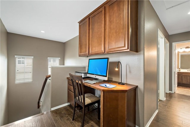 office with baseboards, dark wood-style flooring, and recessed lighting