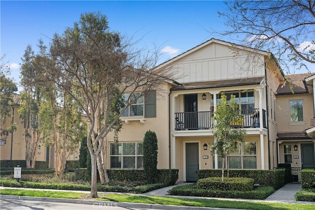 view of property featuring stucco siding