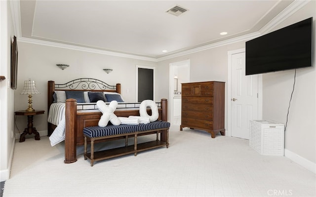 bedroom with recessed lighting, visible vents, light colored carpet, ornamental molding, and baseboards