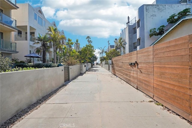 view of street with a residential view