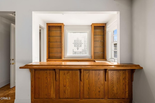 508 W Eucalyptus St, Ojai, CA 93023 - detailed view of baseboards