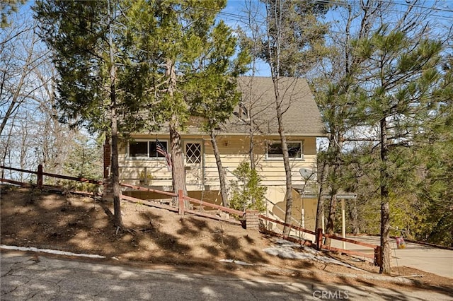 27008 Everest Rd, Lake Arrowhead, CA 92352 - view of front of house
