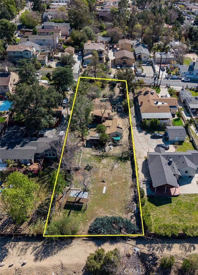 birds eye view of property featuring a residential view