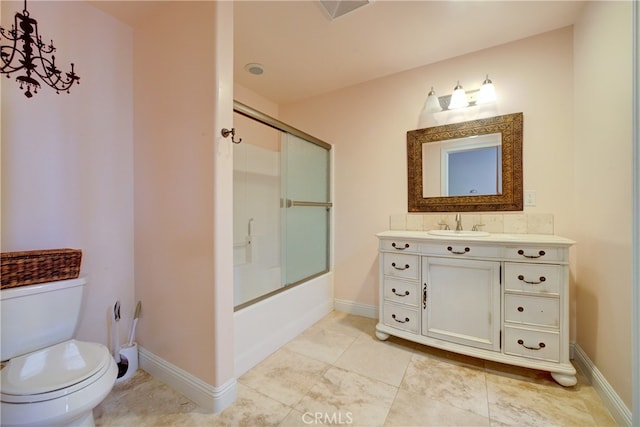 515 Windermere Ln, Arroyo Grande, CA 93420 - full bathroom featuring toilet, vanity, enclosed tub / shower combo, and baseboards