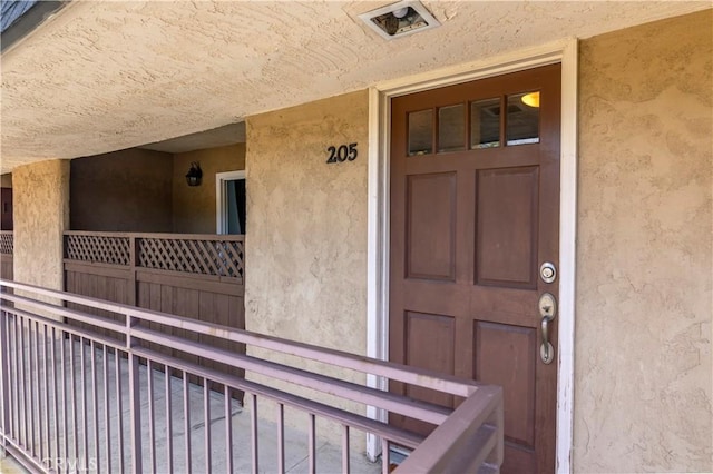 Listing photo 2 for 3535 Madison Ave, Unit San Diego CA 92116