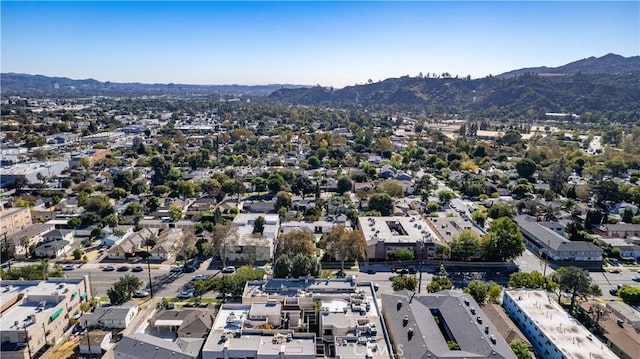 bird's eye view featuring a mountain view