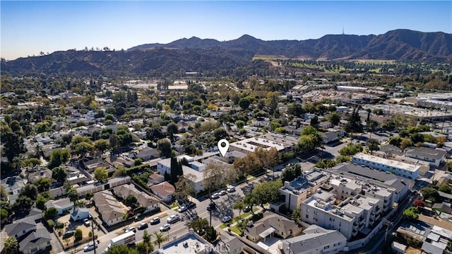 bird's eye view with a mountain view