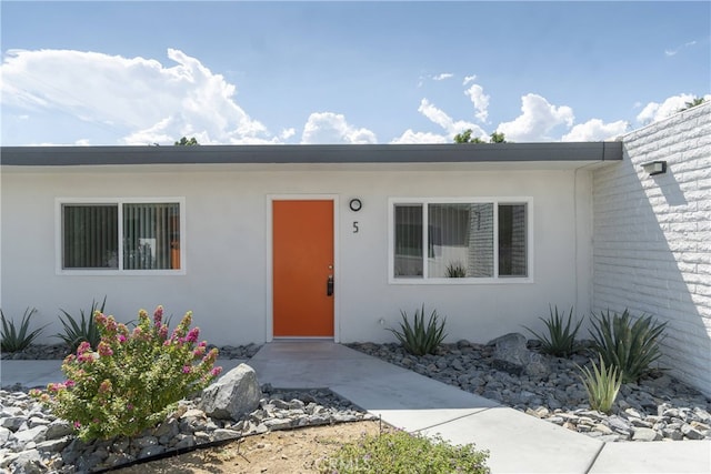 view of front of property with stucco siding