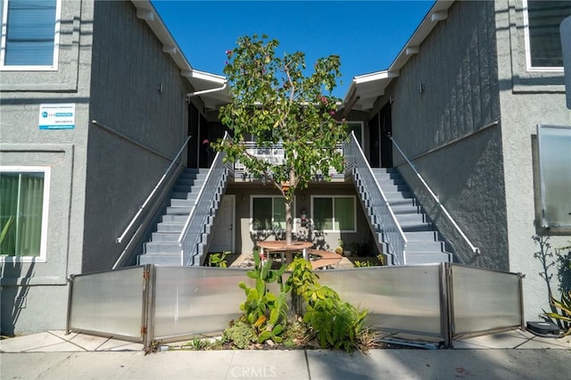 exterior space featuring fence