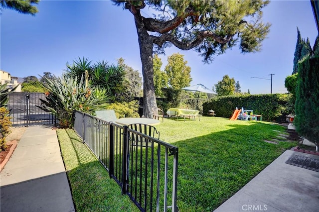 view of yard with fence