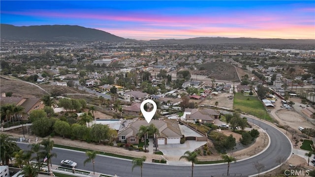 bird's eye view featuring a residential view and a mountain view