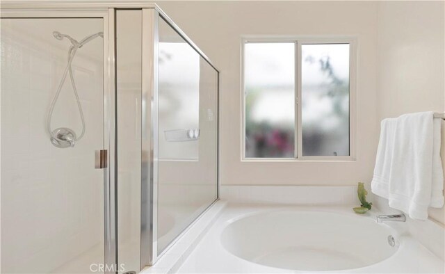 82745 Odlum Dr, Indio, CA 92201 - full bath featuring a stall shower and a bath