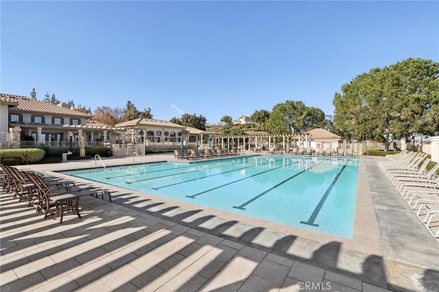 25 Vista Toscana, Lake Elsinore, CA 92532 - community pool featuring a patio area