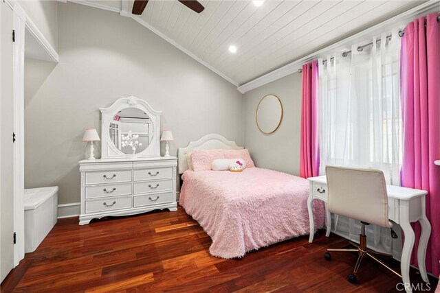 bedroom featuring wood finished floors, recessed lighting, ornamental molding, and vaulted ceiling