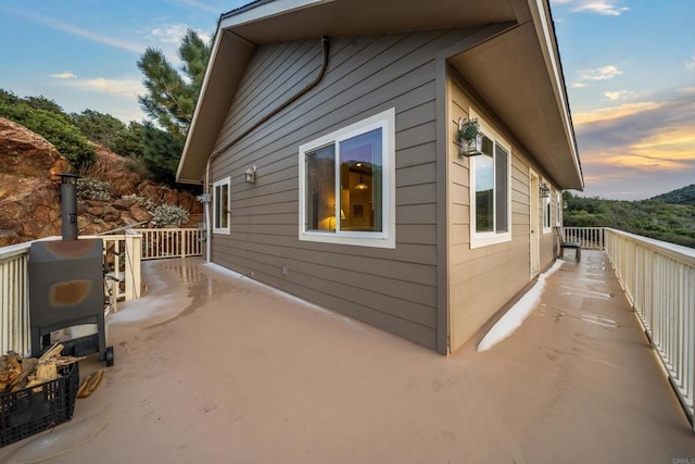 35465 Sunset Ln, Julian, CA 92036 - view of property exterior at dusk